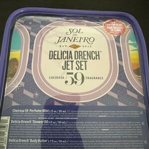 Sol de Janeiro Delicia Drench Jet Set with Purple Accents